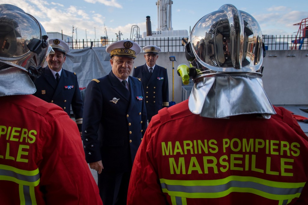 Le chef d’état-major de la marine aux côtés des marins pompiers 