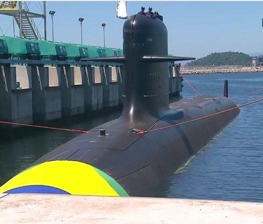 Le sous-marin RIACHUELO
