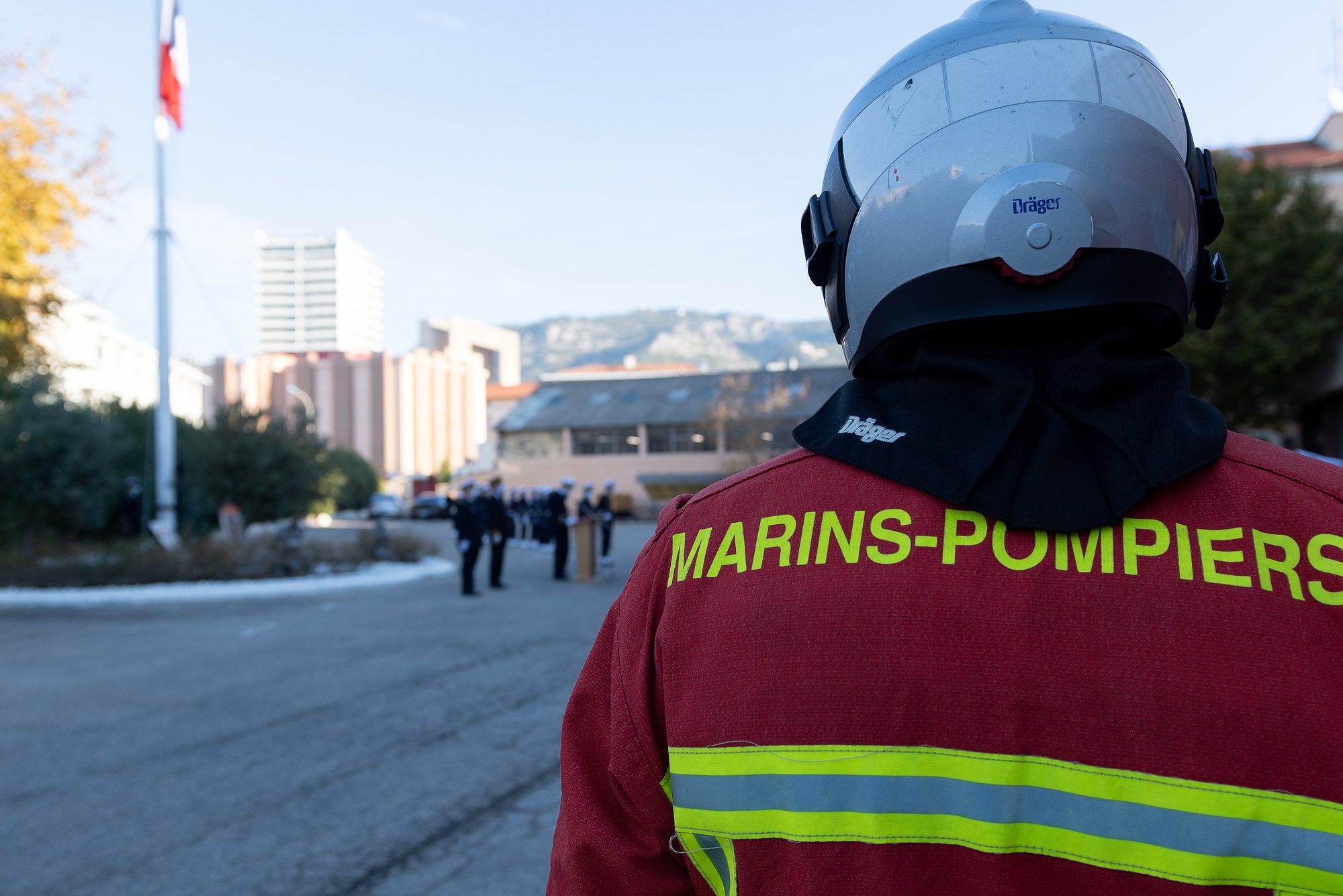 Cérémonie militaire à l'occasion des 110 ans de la compagnie de marins pompiers de Toulon