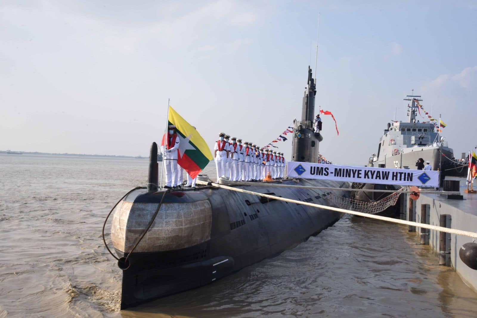 Le sous-marin UMS Minye Kyaw Htin de la marine du Myanmar