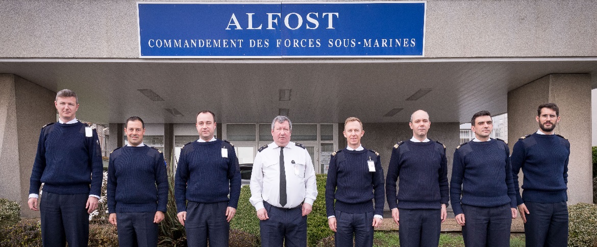ALFOST et les cinq stagiaires du cours de commandement de sous-marin (COURCO) 2018
