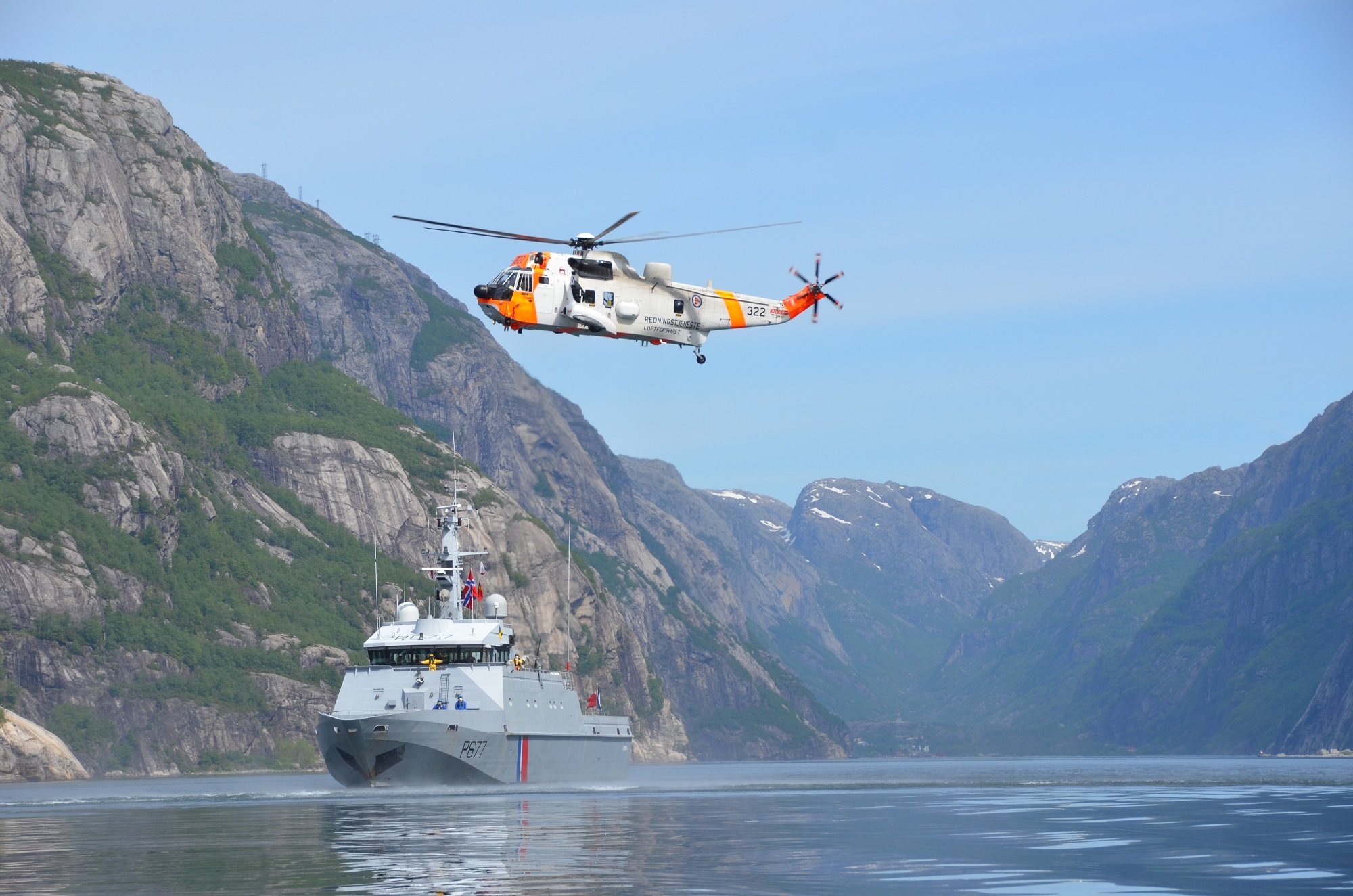 Le patrouilleur Cormoran dans les fjords norvégiens