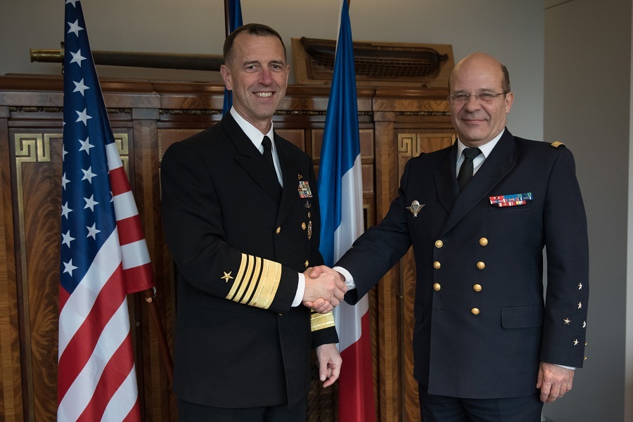 L’amiral Prazuck accueille son homologue américain, l’amiral Richardson