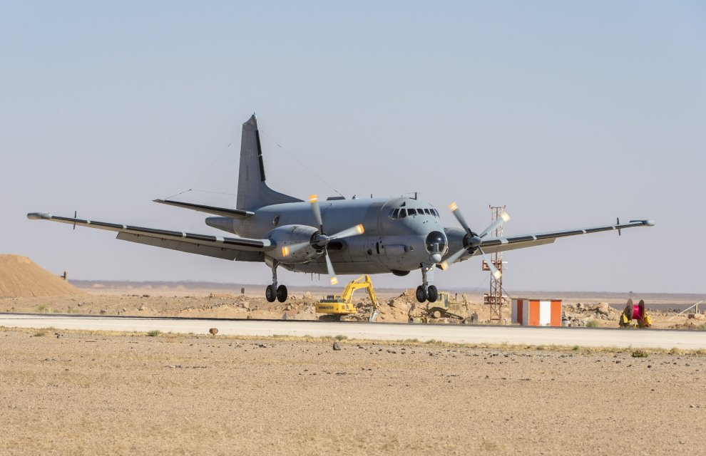 Un avion de patrouille maritime Atlantique 2 se pose sur la base aérienne projetée en Jordanie