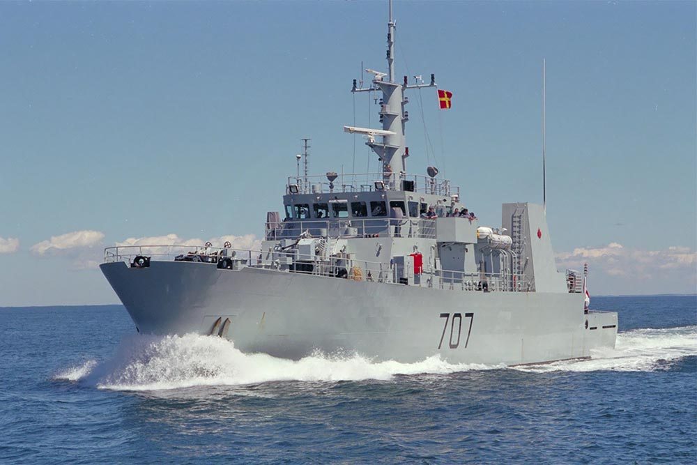 Le navire canadien de défense côtière NCSM Goose Bay