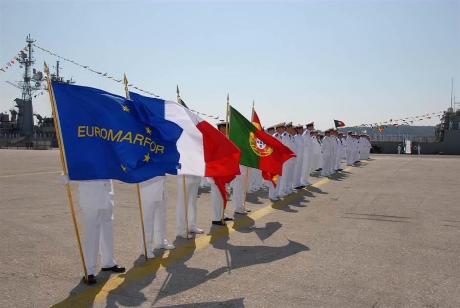 Cérémonie de passation de commandement EUROMARFOR à Lisbonne 