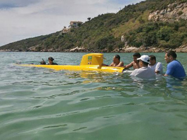 Le Brésil teste en mer une maquette libre de son futur sous-marin nucléaire