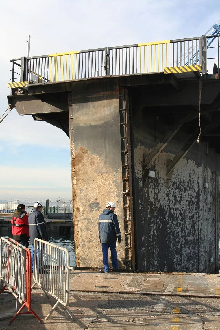 Mise en place de la porte