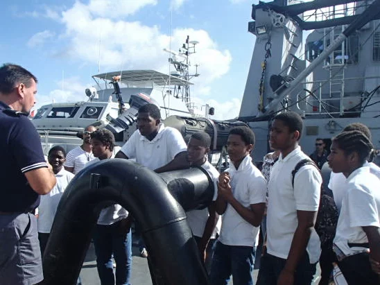 Des collégiens de Martinique à bord du Maïto