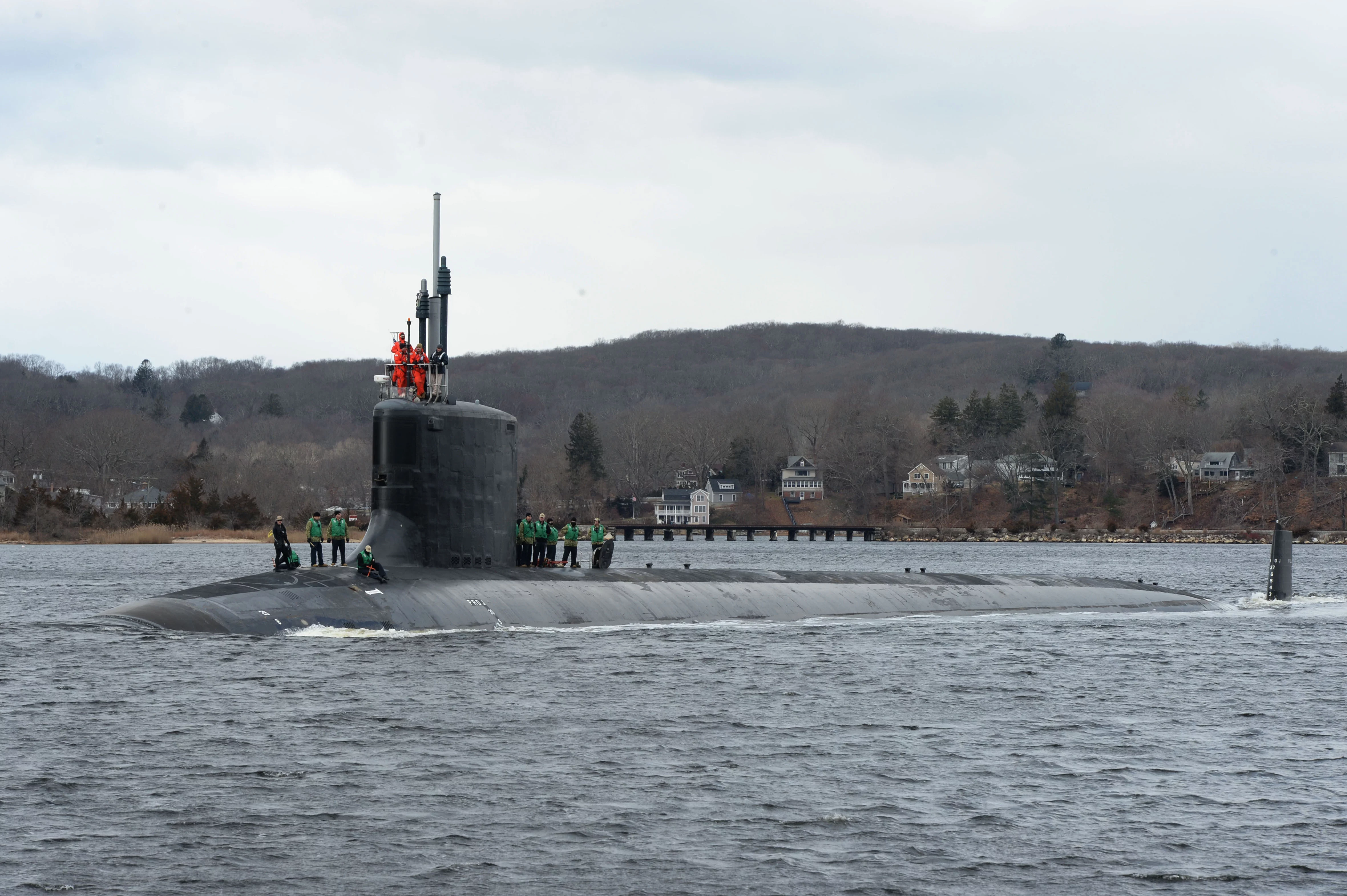 L'USS South Dakota se dirige vers la base de Groton