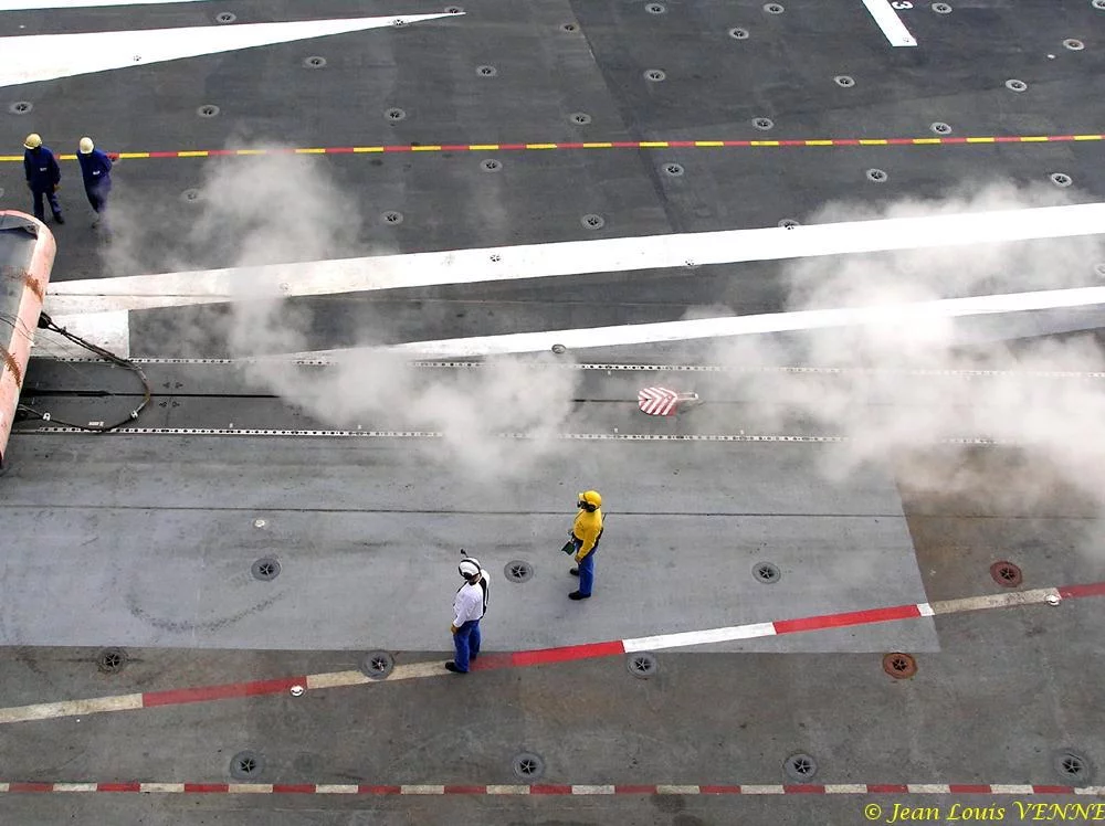 Essais des catapultes du Charles de Gaulle