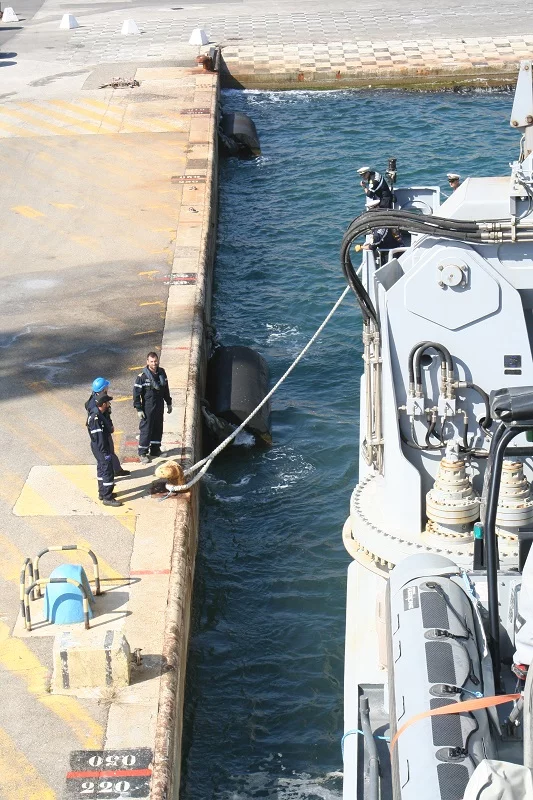 Le Champlain largue les amarres