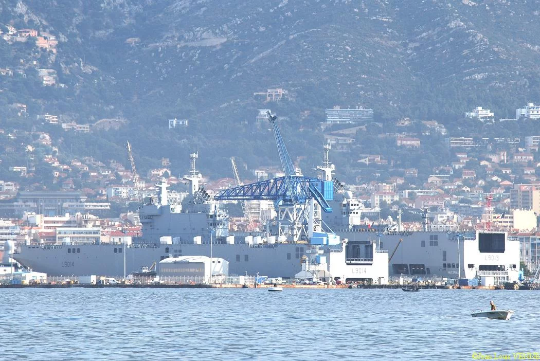 Les BPC Mistral et Tonnerre aux bassins Vauban