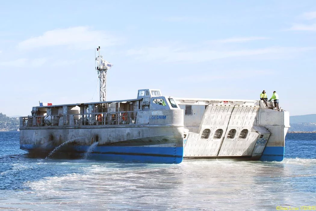 Le préfet maritime assiste à une démonstration du L-CAT
