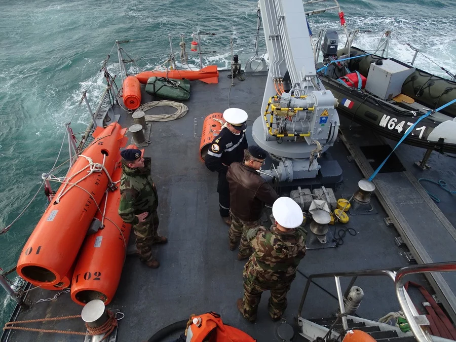 Le général de brigade Parmentier, commandant l’Ecole du génie et chef du génie interarmées, à bord de l'Aigle