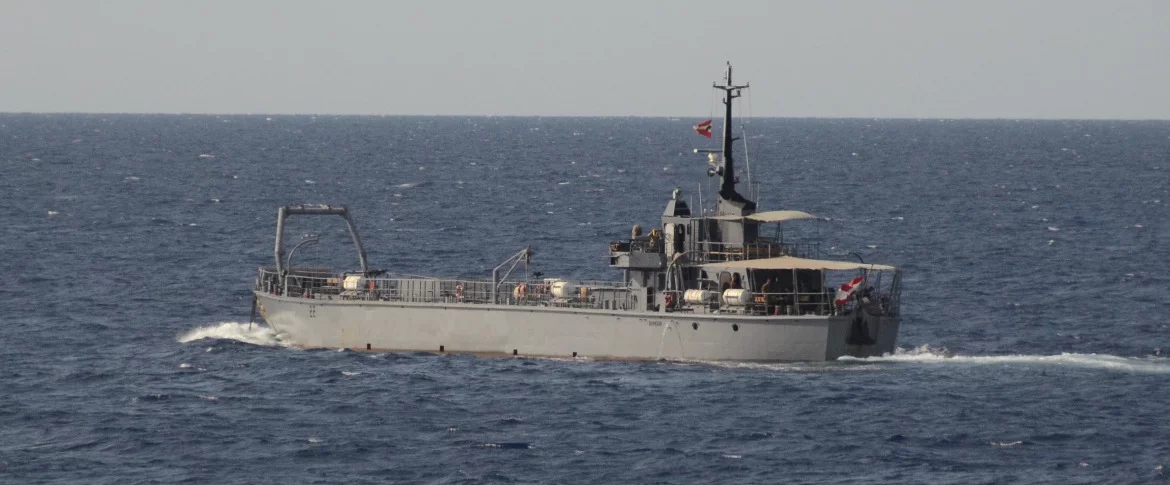 Le chaland de débarquement libanais Damour