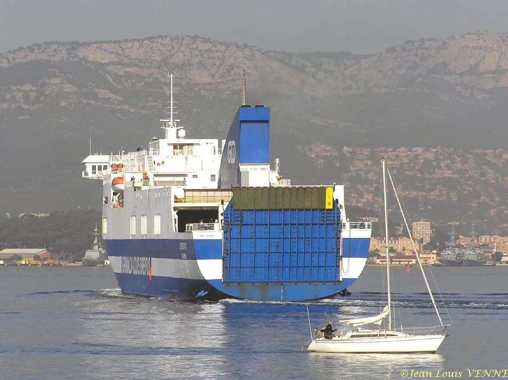 Arrivée Ã  Toulon du Sorrento