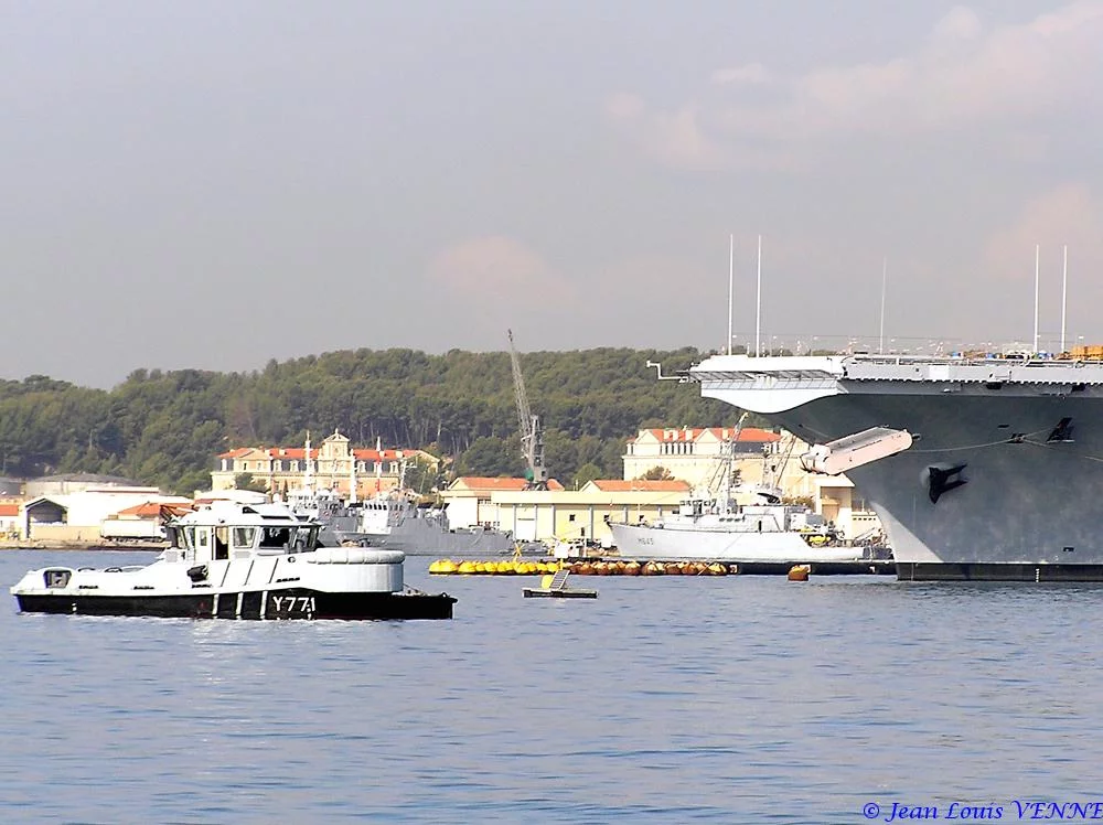Essais des catapultes du Charles de Gaulle