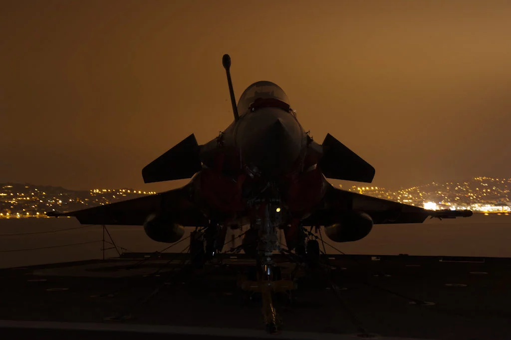 Première escale du « Charles de Gaulle » à Cannes