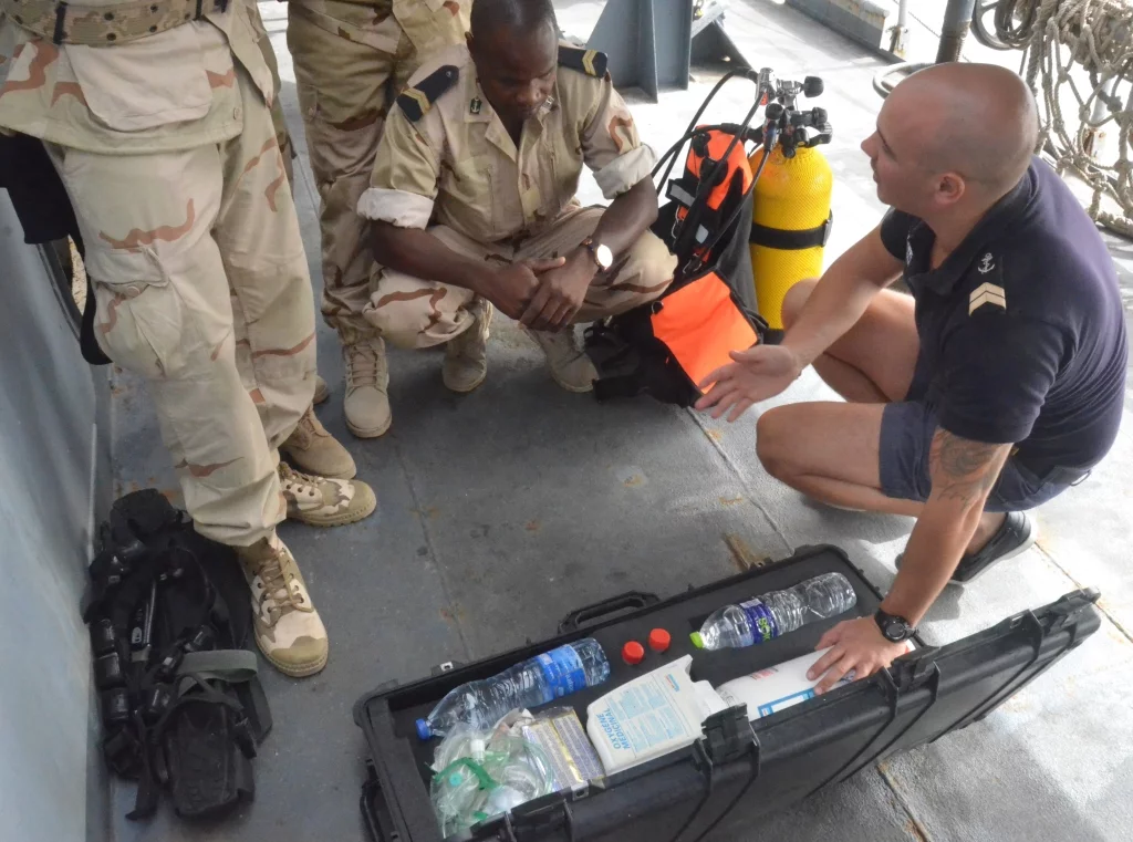 Instruction plongée – découverte du matériel et des méthodes de la Marine Nationale