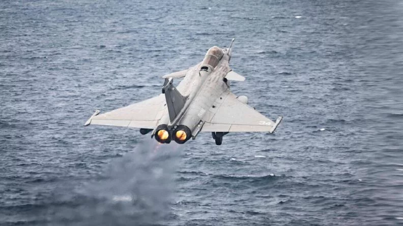 Un chasseur Rafale Marine