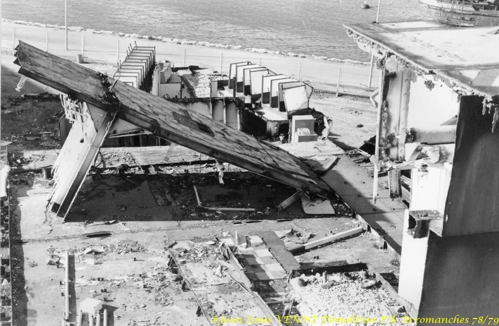 Démolition de l'Arromanches