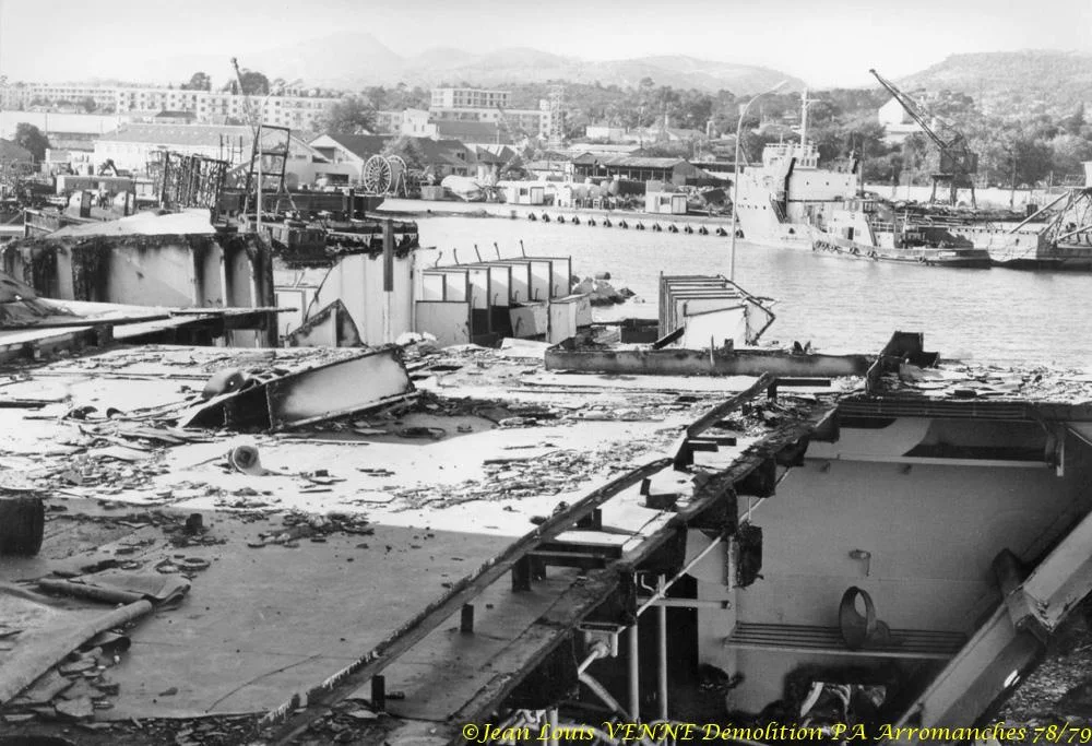 Démolition de l'Arromanches