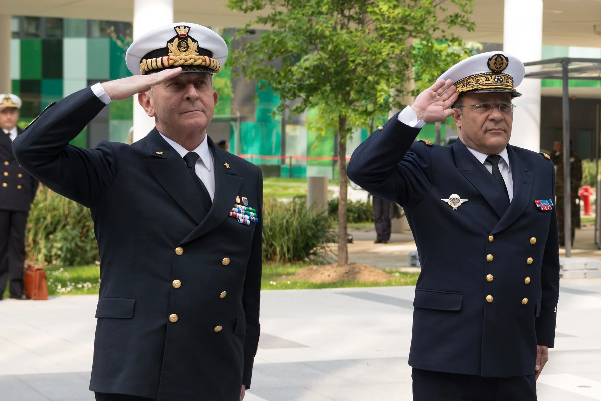L'amiral Prazuck reçoit son homologue italien, l’amiral Valter Girardelli, à l’occasion d’une visite officielle à Paris