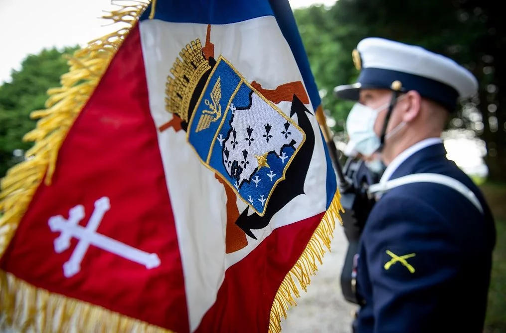 Le fanion de la compagnie de fusiliers marins Brière