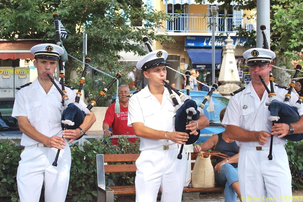 Le bagad du CIN St-Mandrier