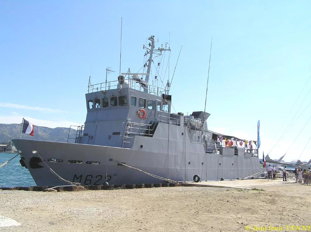 Le Bâtiment Base de Plongeurs Démineurs Pluton