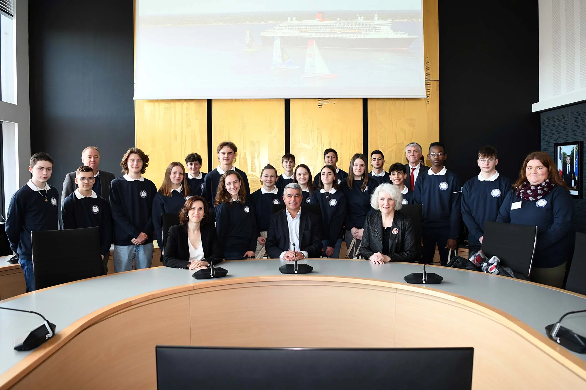 La classe de 3e défense et sécurité globale du lycée Brossaud-Blancho