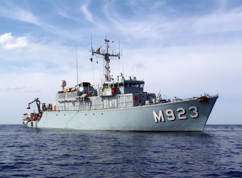 Le chasseur de mines belge Narcis