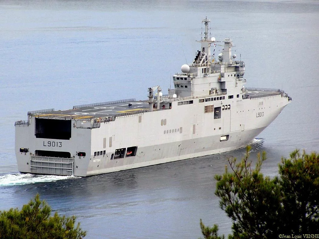 Le BPC Mistral appareille pour la Russie