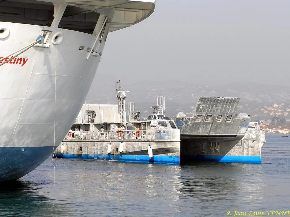 Le nouveau catamaran de débarquement de la CNIM