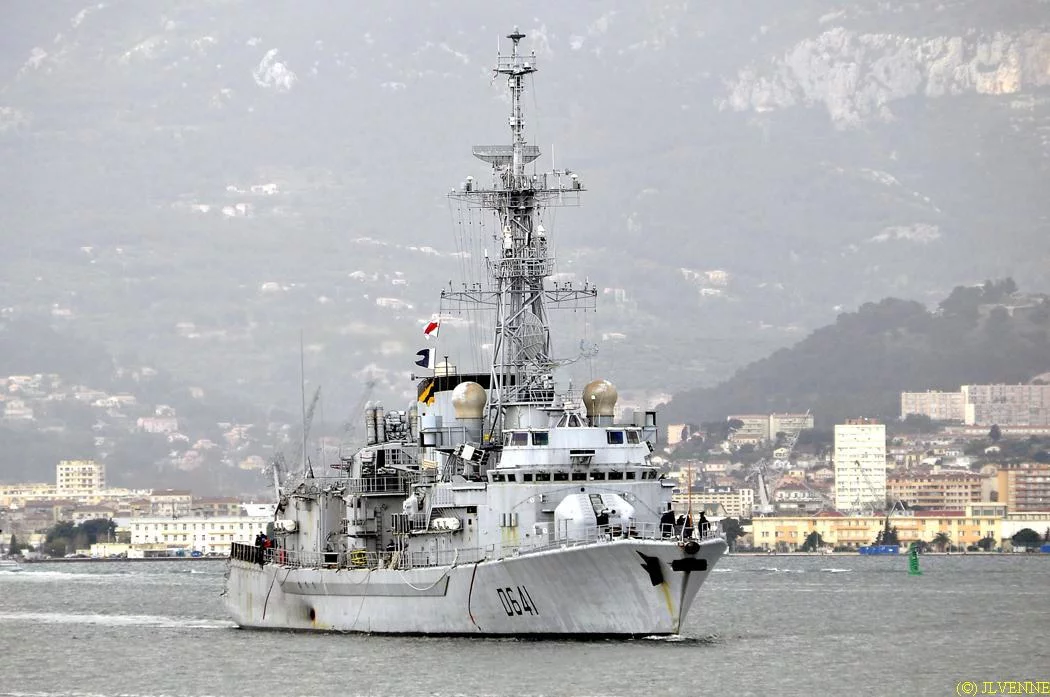 La frégate Dupleix appareille pour la mission Harmattan