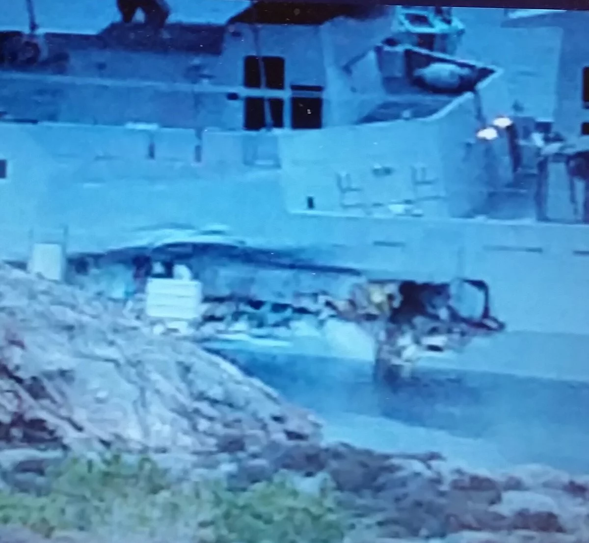 Les dégâts subis par la frégate HNoMS Helge Ingstad