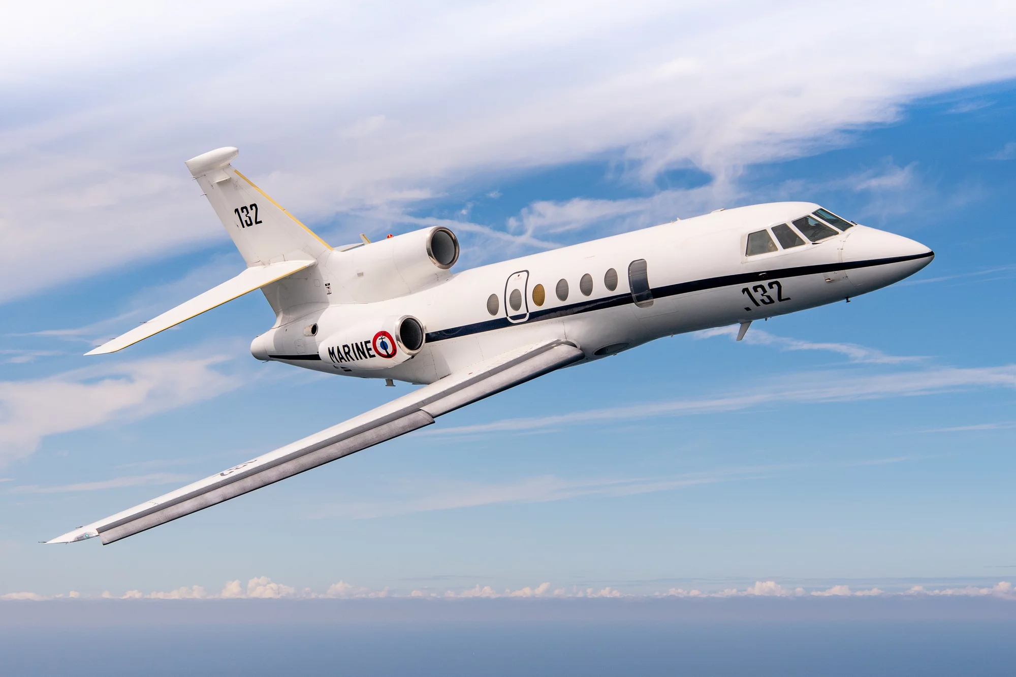 Un avion de surveillance maritime Falcon 50