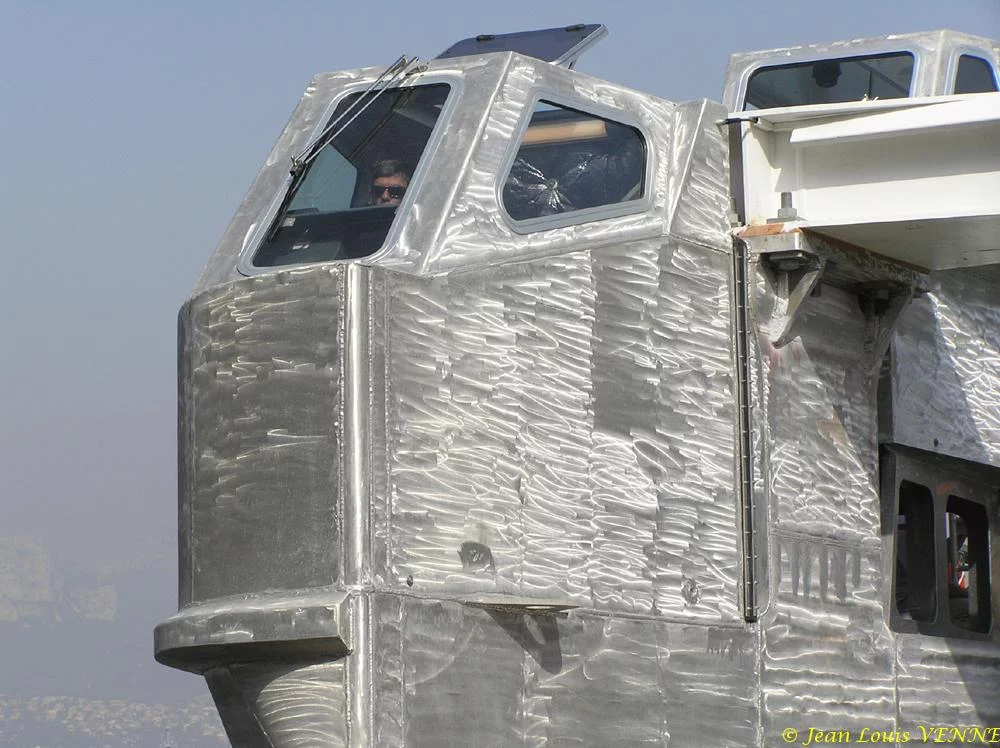 Le nouveau catamaran de débarquement de la CNIM