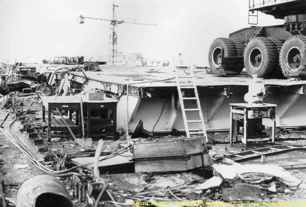 Démolition de l'Arromanches