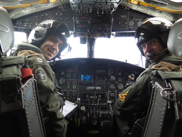 L'équipage d'un Hawkeye