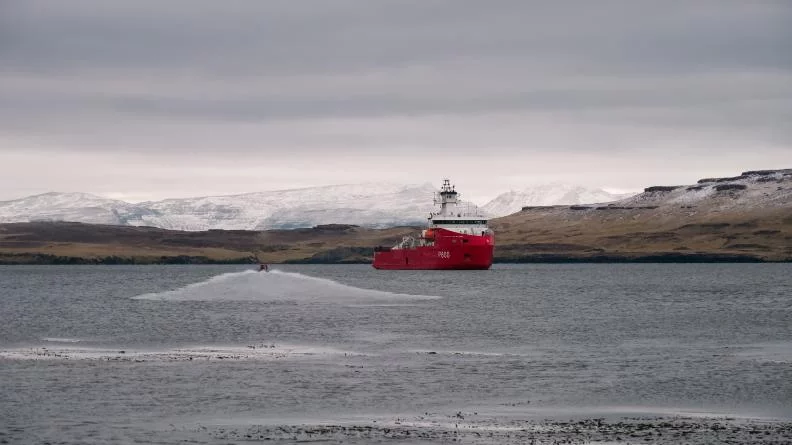 Le patrouilleur polaire L’Astrolabe