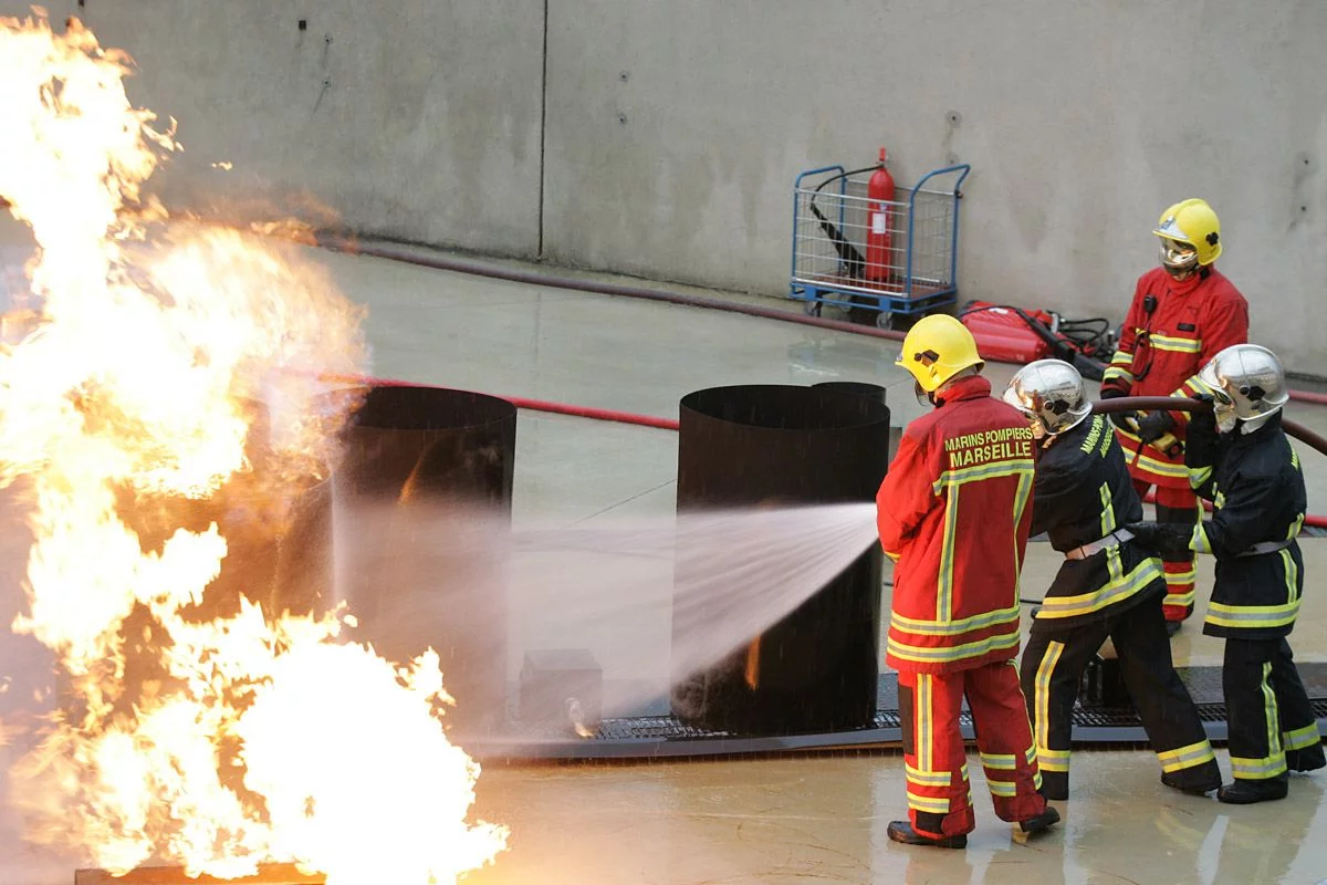 Visite du Général Prieur au CETIS