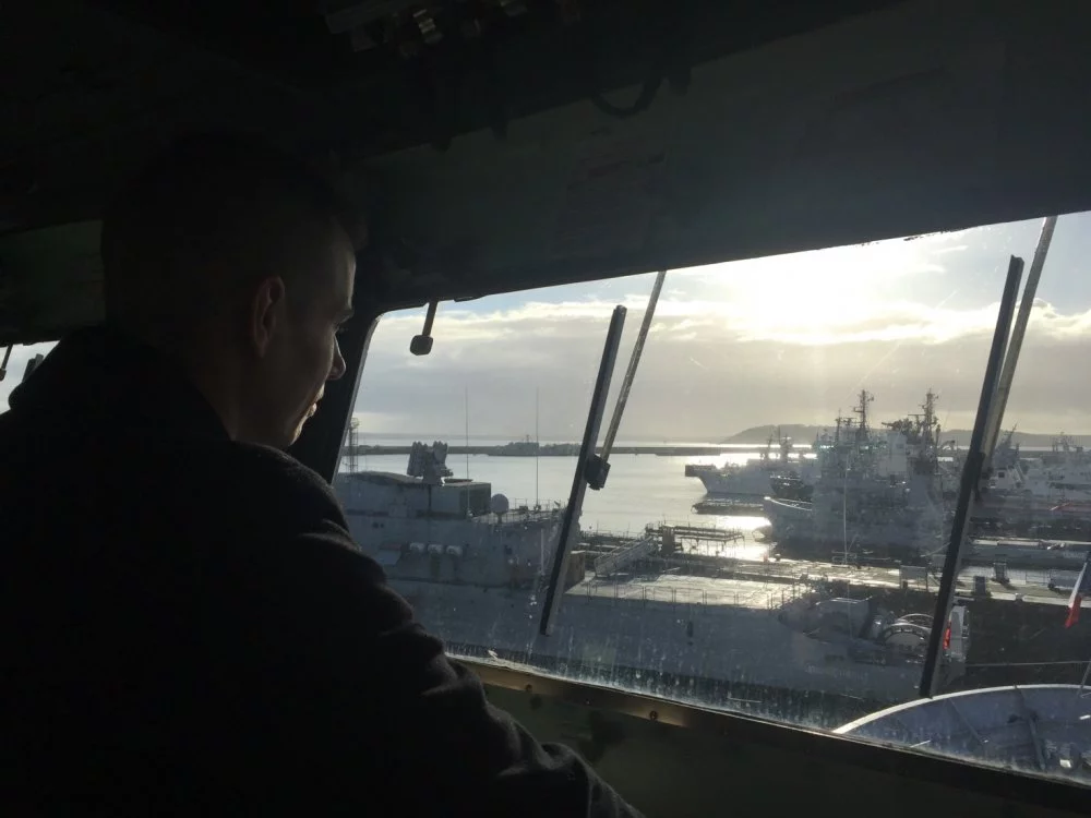 Un commissaire-élève 