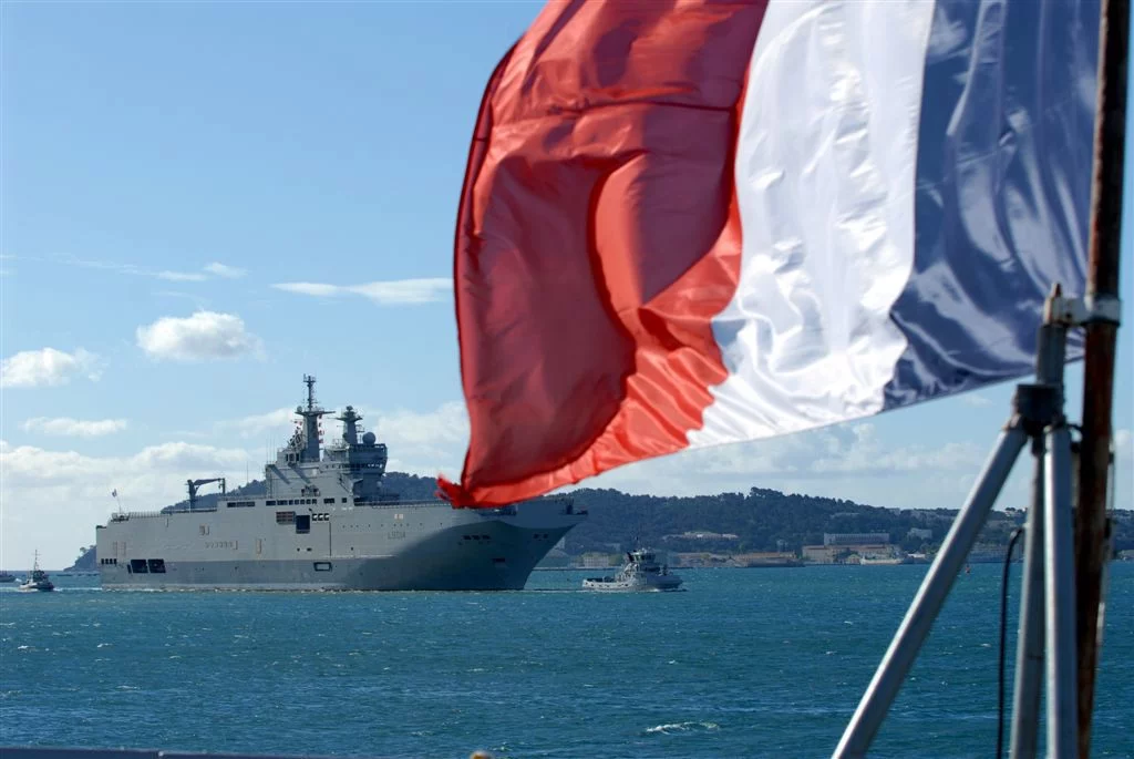 Le Tonnerre rentre à quai