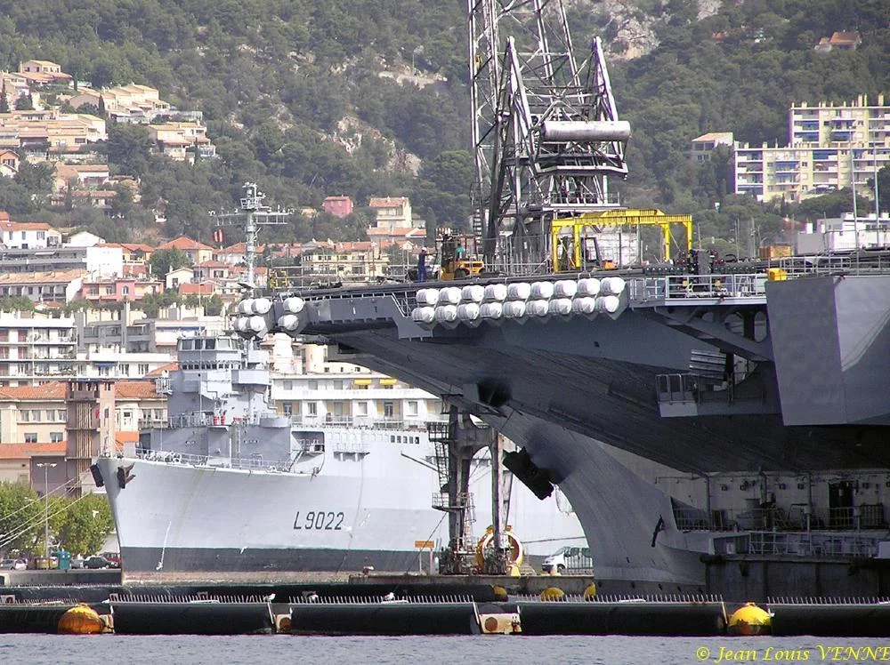 L’Orage reste seul à quai