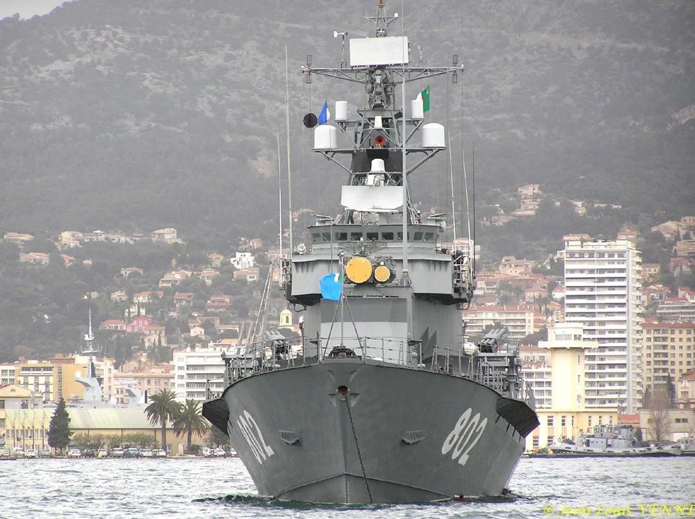 La corvette lance-missiles algérienne Salah Raïs