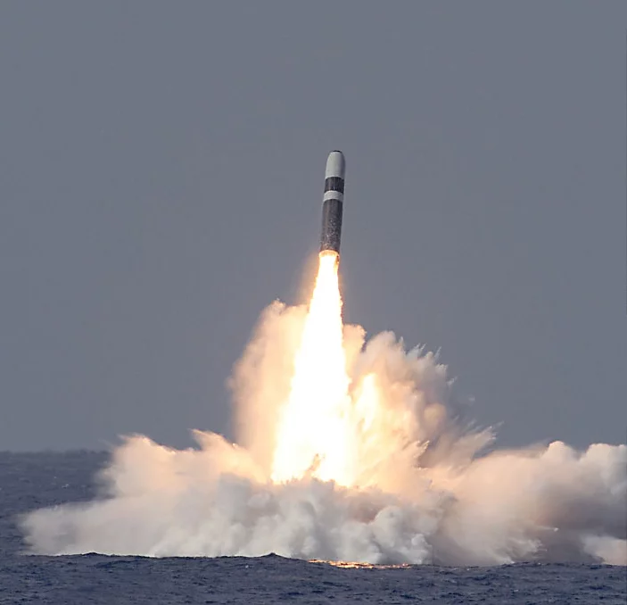 Décollage d'un missile Trident II D5