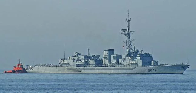 La frégate Primauguet arrive à Majorque