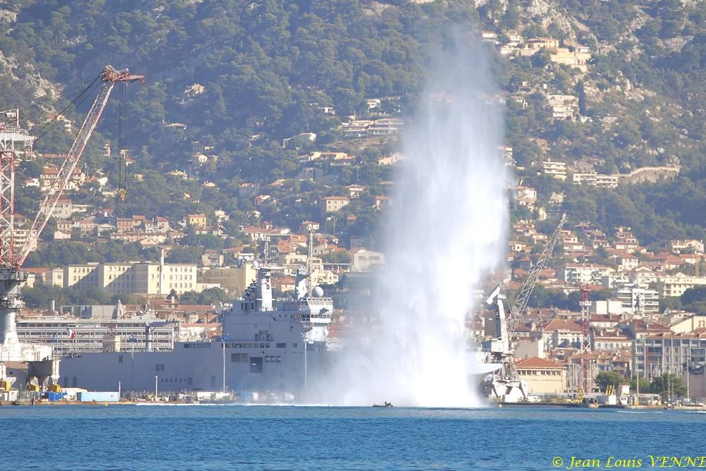 Essais des catapultes du Charles de Gaulle